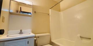 2 Bedroom 1.5 Bathroom Townhouse Gallery 13