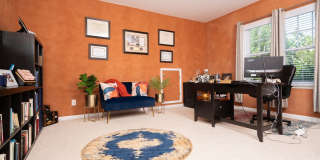 Welcoming 5 Bedroom Home with Versatile Spaces in Durham Gallery 16
