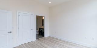 Luxury Northern Liberties Condo Gallery 13