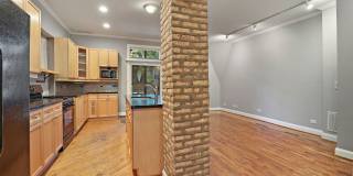 1228 N Noble Street Gallery 9