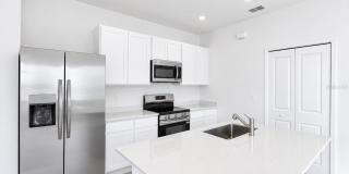 2156 RIDER RAIN Lane Gallery 8