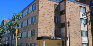 214 Place Apartments Gallery 26