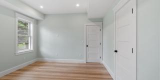 61 Warren Street - 2 Gallery 12