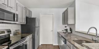 Bay Club Apartments Gallery 3