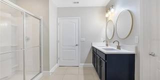 2736 Summerglen Lane Gallery 7