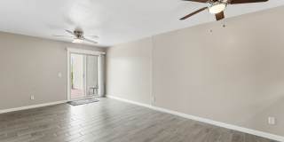 Central Phoenix Gem! Private Patio, Gated, Pool + Underground Parking Gallery 10