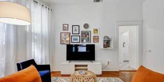 201 Berkshire Gallery 7
