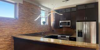 Completely Renovated Downtown Memphis Loft with Rooftop Skyline Views. Gallery 4