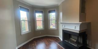 Dupont Circle 2-level Condo at The Cygnet. 1 Bed/1 Full Bath, Fireplace and Modern Kitchen Gallery 7