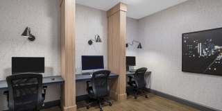 StateHouse Varsity - Student Housing Gallery 10