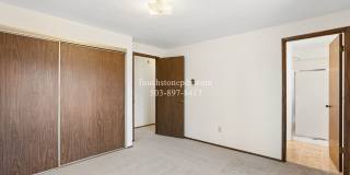 Gladstone 3BD/2BA Home with Large Yard, Shop, & 2 Car Garage Gallery 24