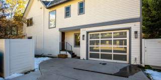 222 W Hopkins Avenue unit: 6 Gallery 6