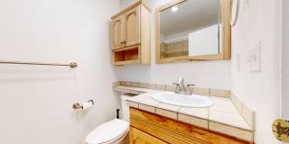 Stunning 3 bed/2 bath home available now Gallery 26