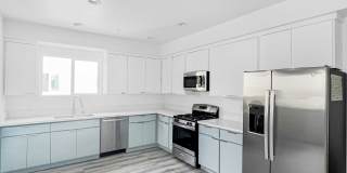 607 West 41st Place Gallery 1