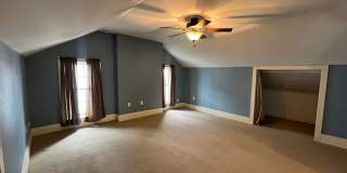 Premium location!  Downtown 3BR 2.5BA with 2 car garage Gallery 22