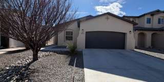 3 Bedroom Single Story Home Near Unser Blvd NW  Paradise Blvd NW! Gallery 1