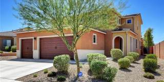 Gated community - 4 bedrooms - 3 baths Gallery 1