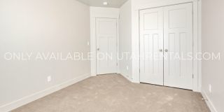 76 W 400 S Gallery 16