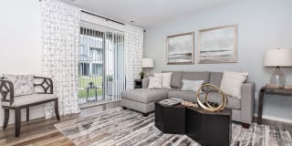 Oaks at Hampton Apartments Gallery 21