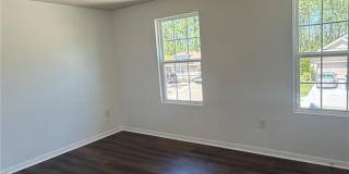 15 RENSHAW DRIVE Gallery 26