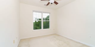 Rare 2BR 2BA 2 Level Condo With Garage Gallery 18