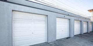 Private 2BR / 1BA Bungalow Unit in Hyde Park Section 8 Welcome! Gallery 10