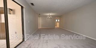 1808 Village Court Gallery 18