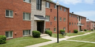 Arbuta Arms Gallery 1