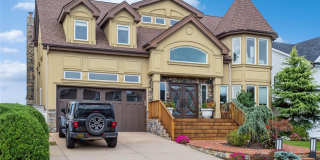 319 Harbor Drive Gallery 1