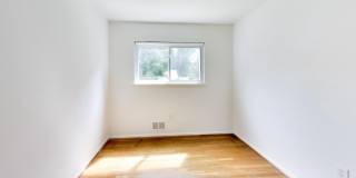 11907 HUNTERS Lane Gallery 19