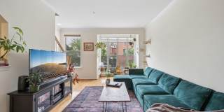 10 EXETER Street Gallery 11
