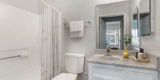 The Columns at Hiram Gallery 38