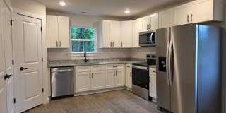 3 bedroom townhouse in Hickory Gallery 5