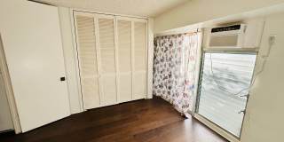 Newly renovated 1bd in the Ward Ave! Gallery 5