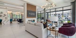 Everly on 401 Gallery 20