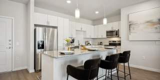 Longbow Luxury Apartments Gallery 4