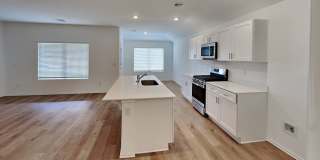 Beautiful Spacious 4 Bedroom Home in Mustang Schools! Gallery 7
