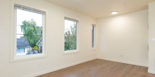 48th Street Apartments Gallery 19