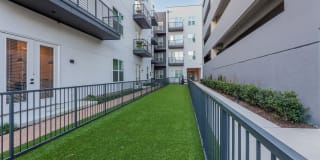 4600 Ross Gallery 25