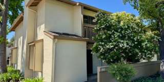 Gorgeous Walnut Creek Townhome 2 bedroom, 2.5 bath with 1 car garage in Sunset Park Gallery 1