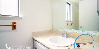 Glen Cove! Newly remodeled three bedroom, two and half bathrooms available now Gallery 20