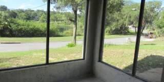 2br/2ba Duplex with Lakeview Gallery 7