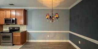 Beautiful 3 Bed 2 Bath Condo with Community Amenities Gallery 8