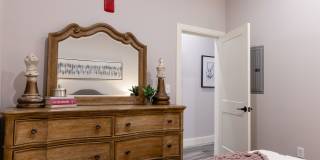 The Residence at 1555 Elm Gallery 33