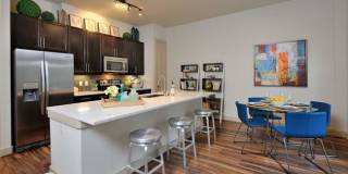 90 Red River St Gallery 2