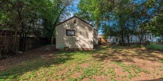 $1,200 - 3 bed/2 bath house for rent in Midtown Augusta, with fenced back yard Gallery 33