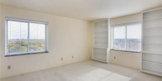 4550 Warwick Blvd Apt 703-04 Gallery 9