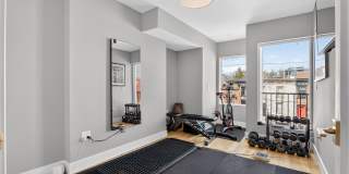 303 4TH ST Gallery 24