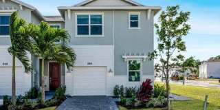 246 SE Woodbark Street Gallery 1