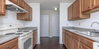 Lakeview Apartments Gallery 16